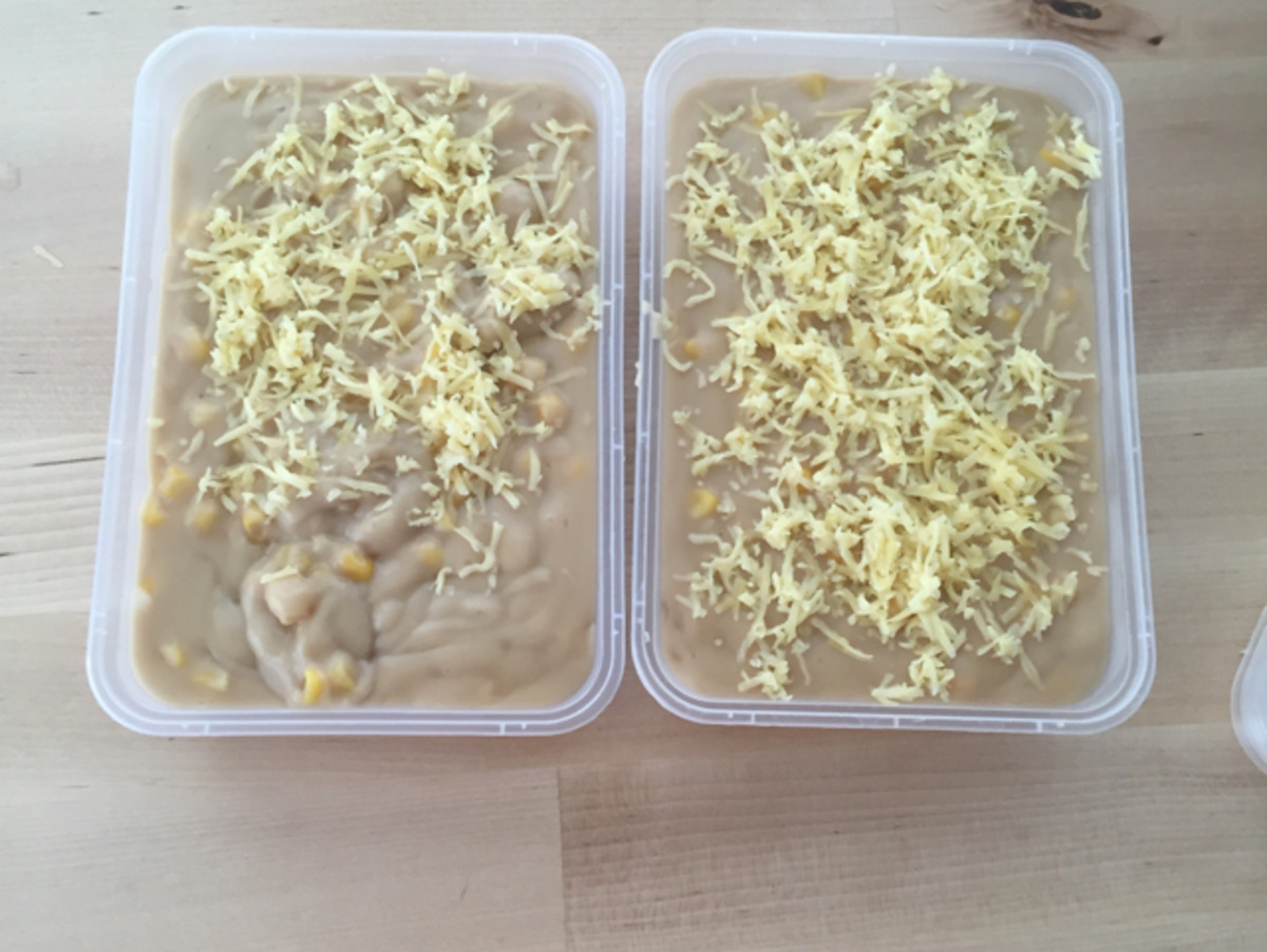 Maja Blanca (Filipino White Pudding)