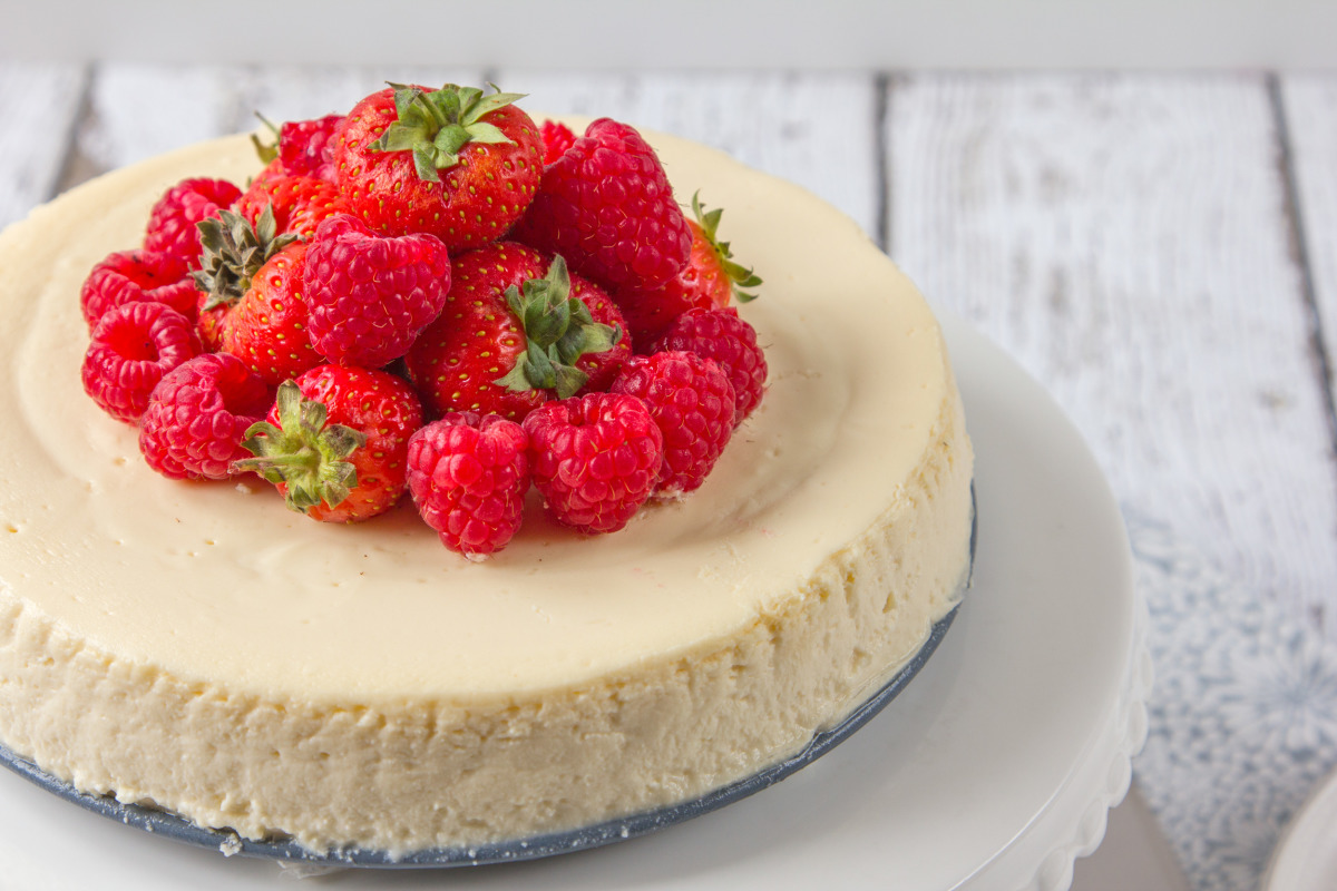 Absolutely The Best New York Cheesecake (Gluten-Free)