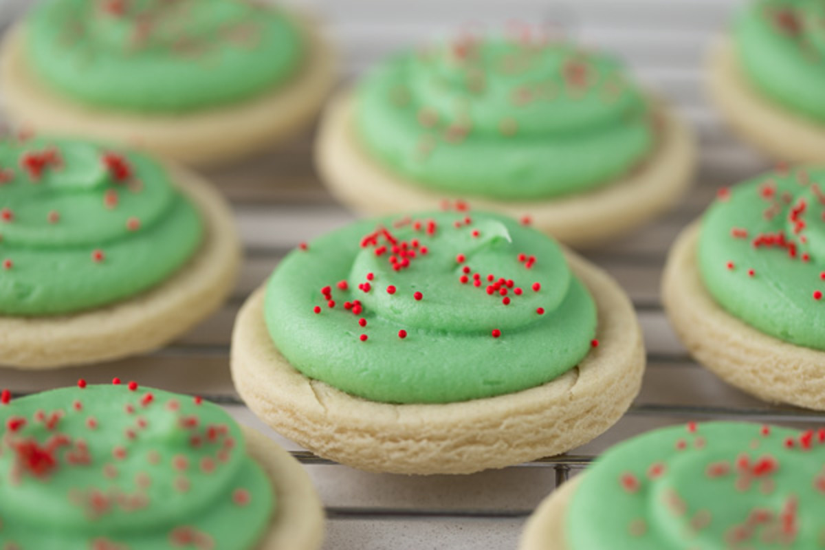 Elaine'S Holiday Cut Out Sugar Cookies - Christmas