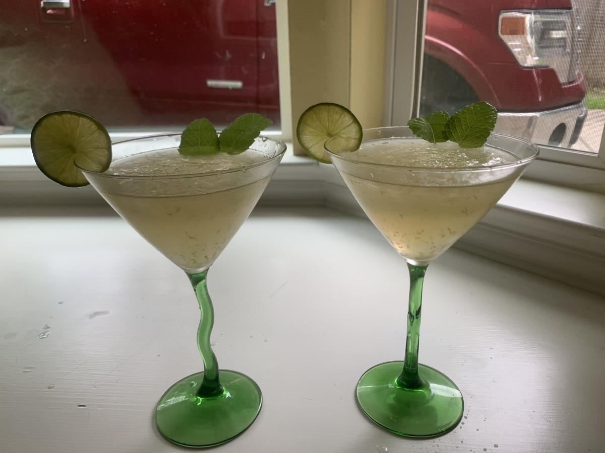Iced Lemonade (Limon Granizado)