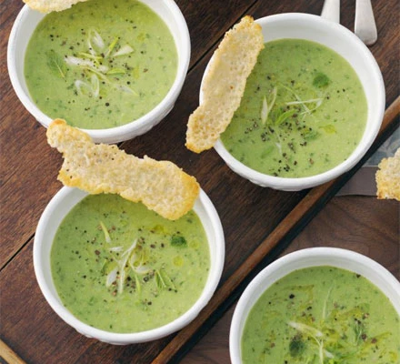 Pea, mint & spring onion soup with parmesan biscuits
