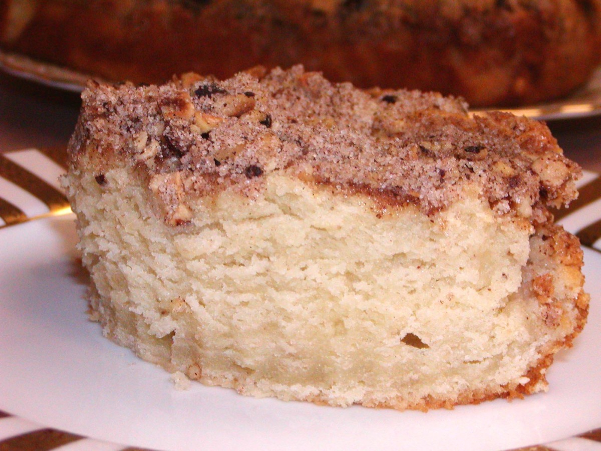 Cinnamon Picnic Cake