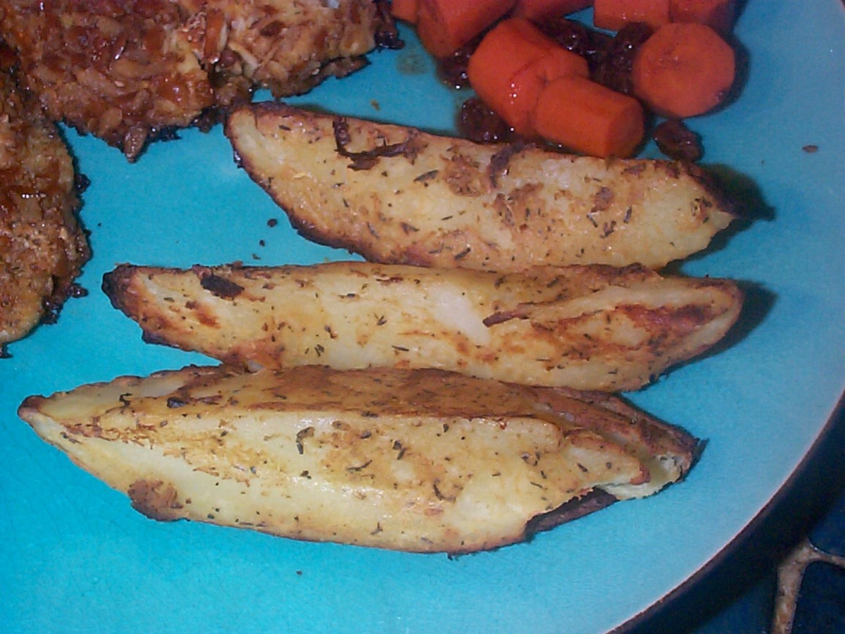 Crispy Potato Wedges With Mustard