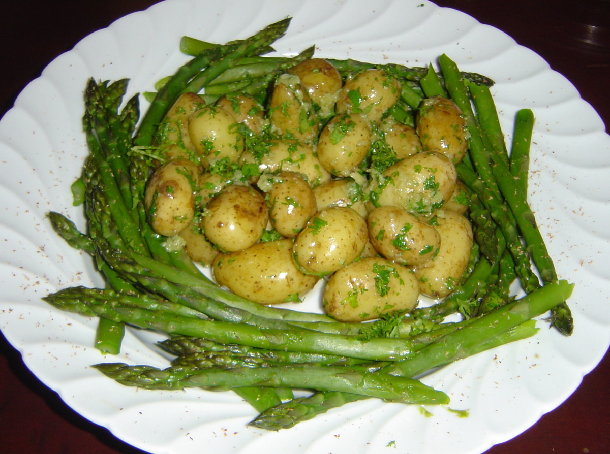 Garlic Butter New Potatoes