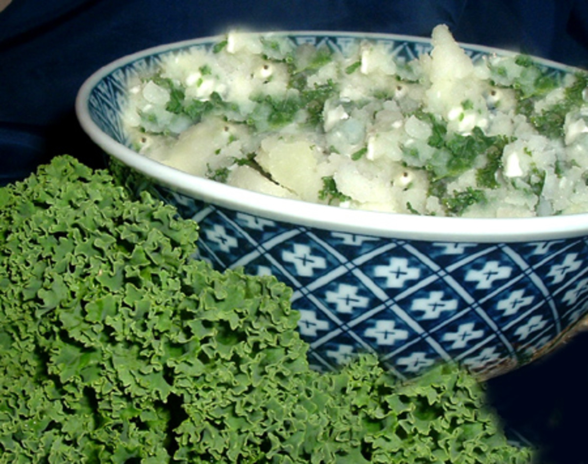 Simple Kale & Mashed Potatoes