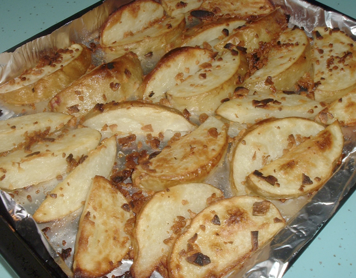 Garlic Potato Wedges