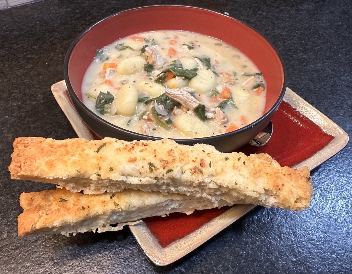 Quick And Easy Garlic Breadsticks